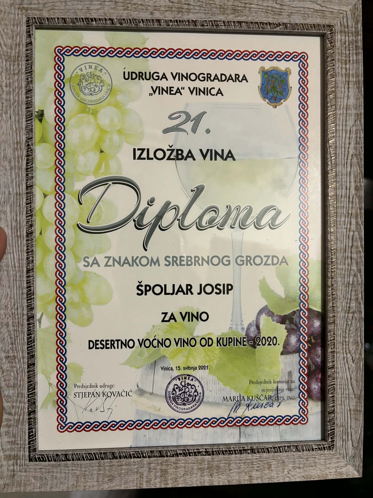 b93d4f29 a73f 4139 8046 2b5471f22c53