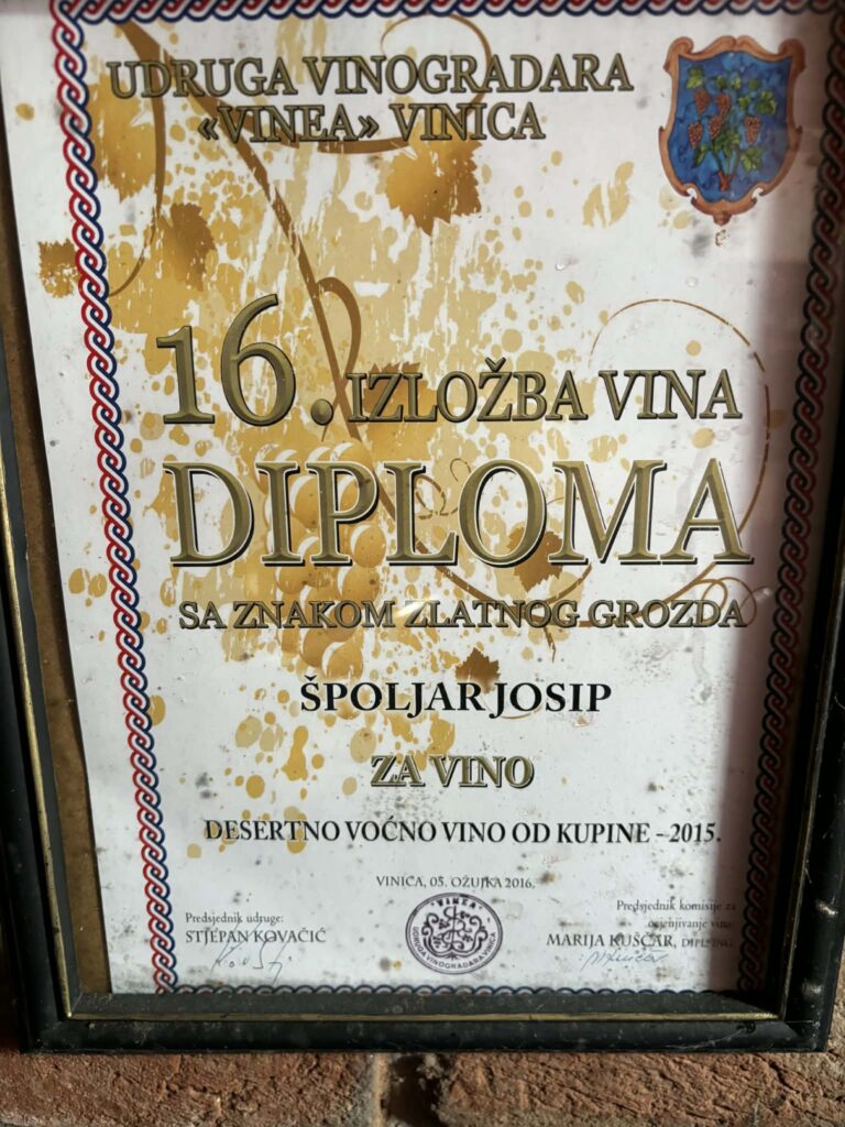 ce5fd1f5 d129 471f 851b a856e7c4167c