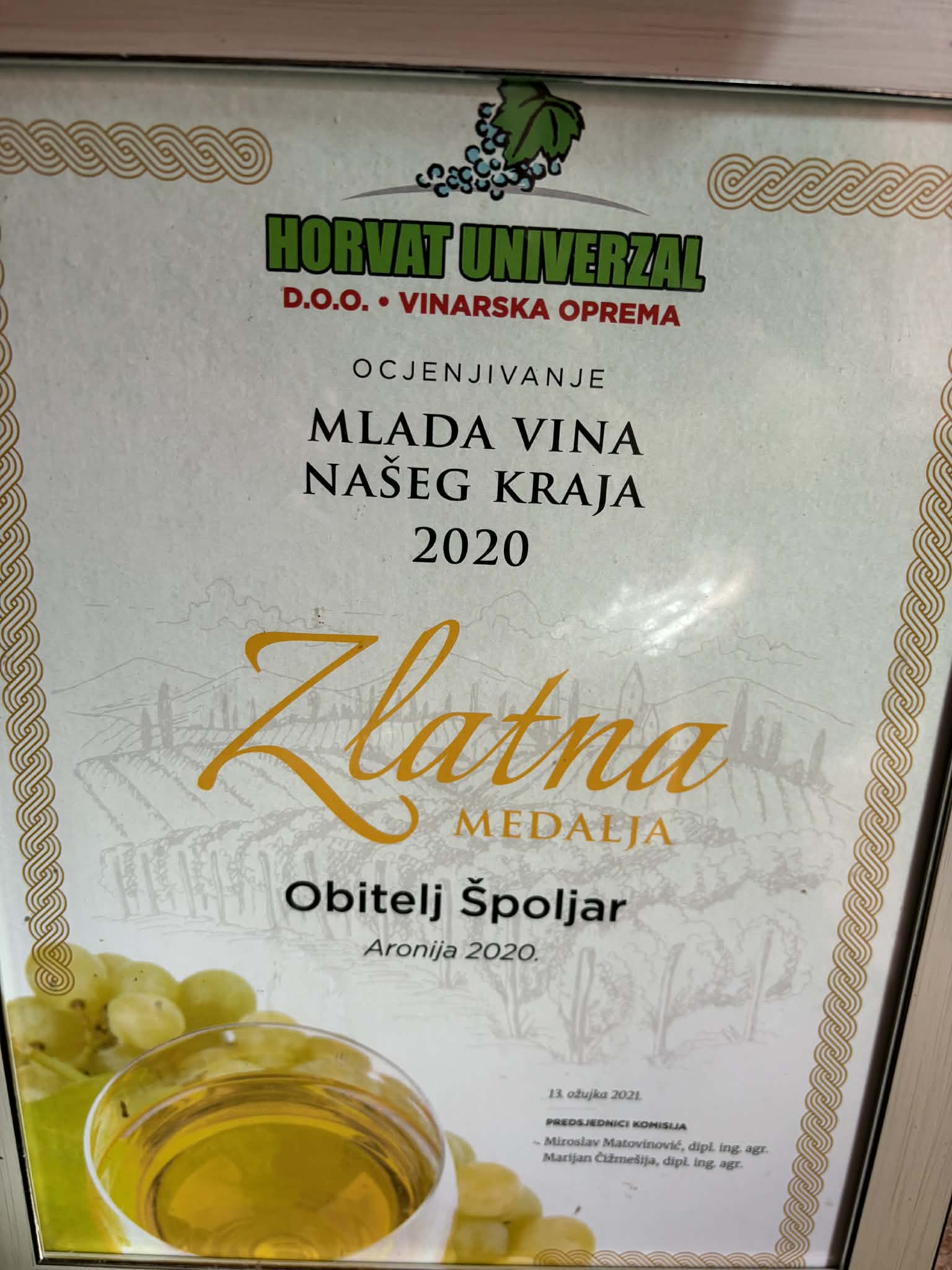 ff808cab 0727 4bc2 a96e f91854c7dc92